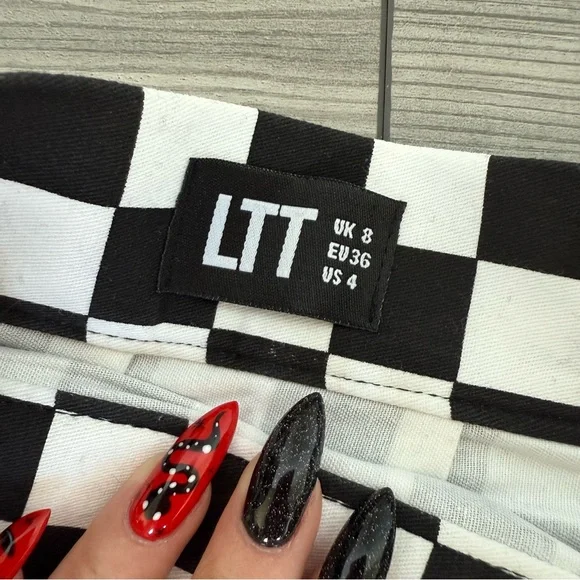 LOVE TOO TRUE checkered pleated skater skirt - Picture 5 of 5